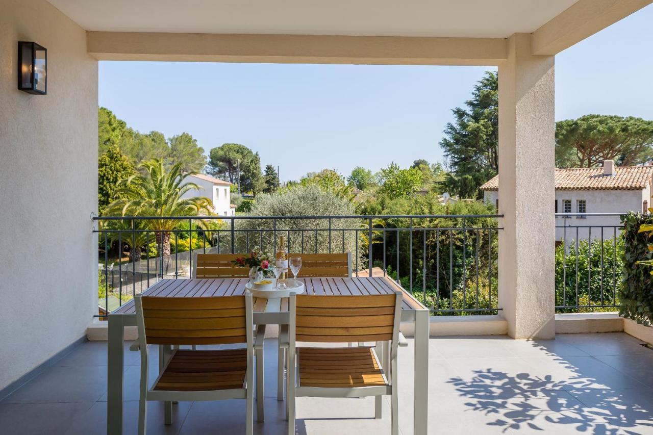 Luxurious And Spacious Apartment In The Heart Of The Cote D'Azur Roquefort-les-Pins Esterno foto