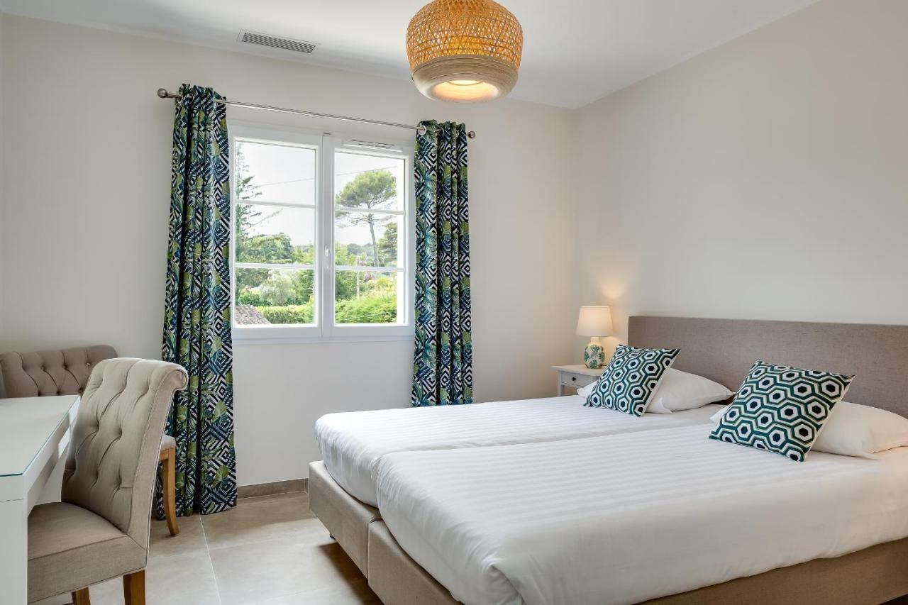 Luxurious And Spacious Apartment In The Heart Of The Cote D'Azur Roquefort-les-Pins Esterno foto